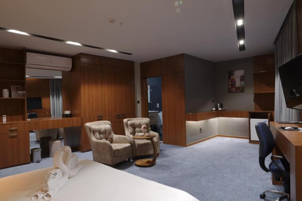 Gratus Hotel Erbil Ngoại thất bức ảnh